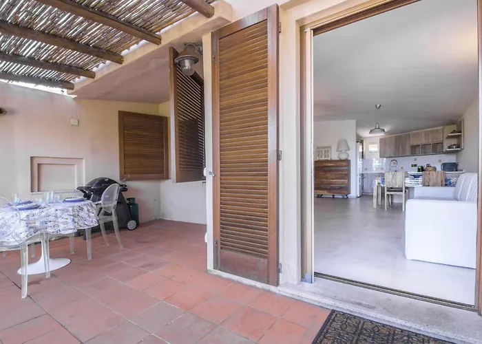 Guesthost - Il Poggio Nest With Garden And Parking *