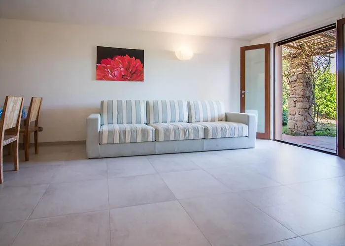 Guesthost - Il Poggio Nest With Garden And Parking Appartamento Porto Cervo