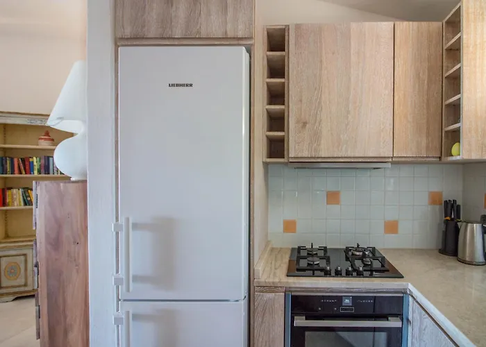 Appartamento Guesthost - Il Poggio Nest With Garden And Parking Porto Cervo