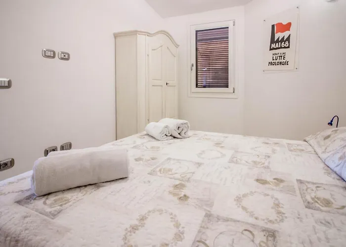 Guesthost - Il Poggio Nest With Garden And Parking Appartamento *