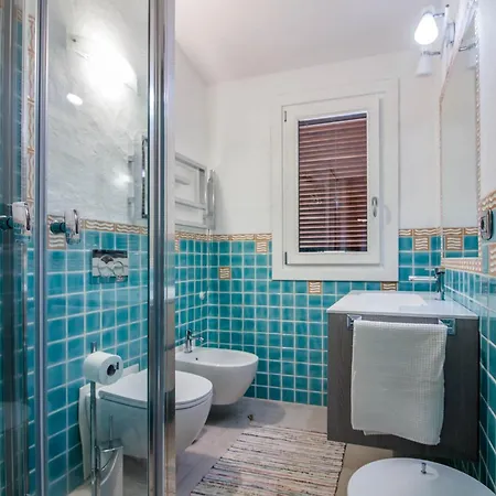 Апартаменты Guesthost - Il Poggio Nest With Garden And Parking *