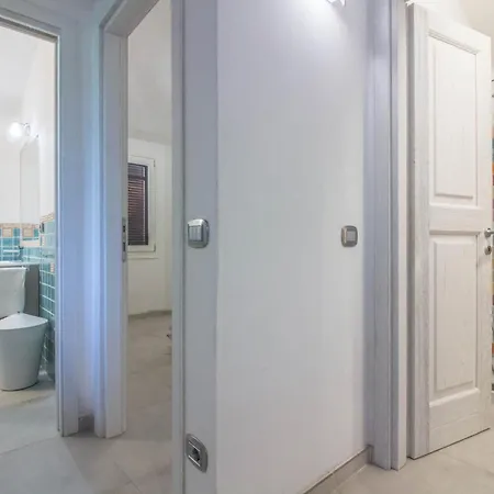 Appartement Guesthost - Il Poggio Nest With Garden And Parking