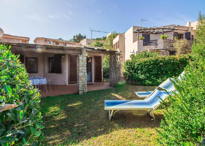 Guesthost - Il Poggio Nest With Garden And Parking *