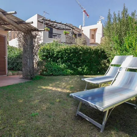 Guesthost - Il Poggio Nest With Garden And Parking *