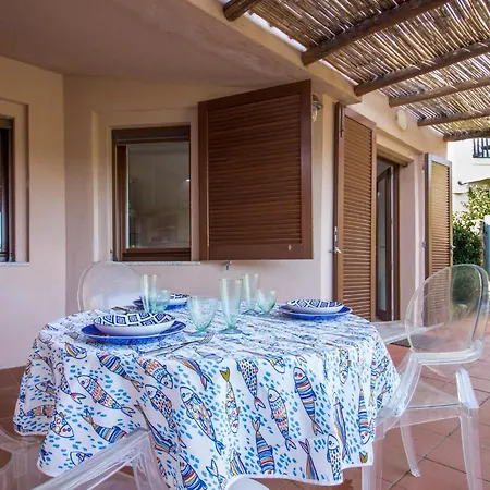Guesthost - Il Poggio Nest With Garden And Parking דירה *