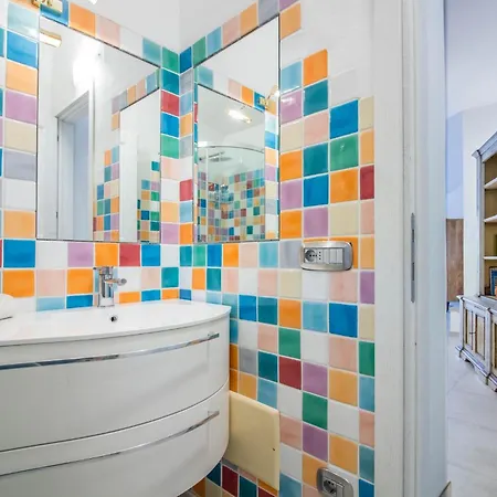 דירה Guesthost - Il Poggio Nest With Garden And Parking פורטו צ'רבו